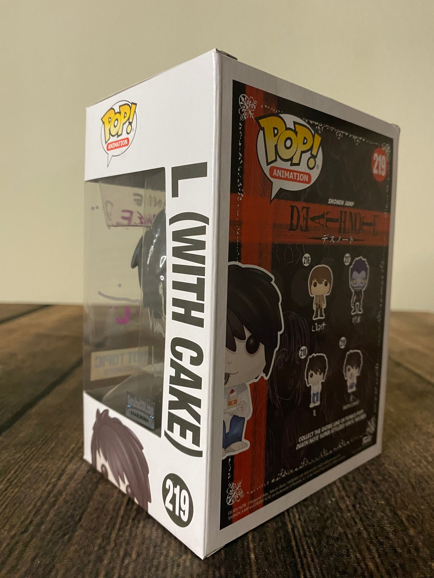 L (with Cake) Funko Pop: Hot Topic Exclusive